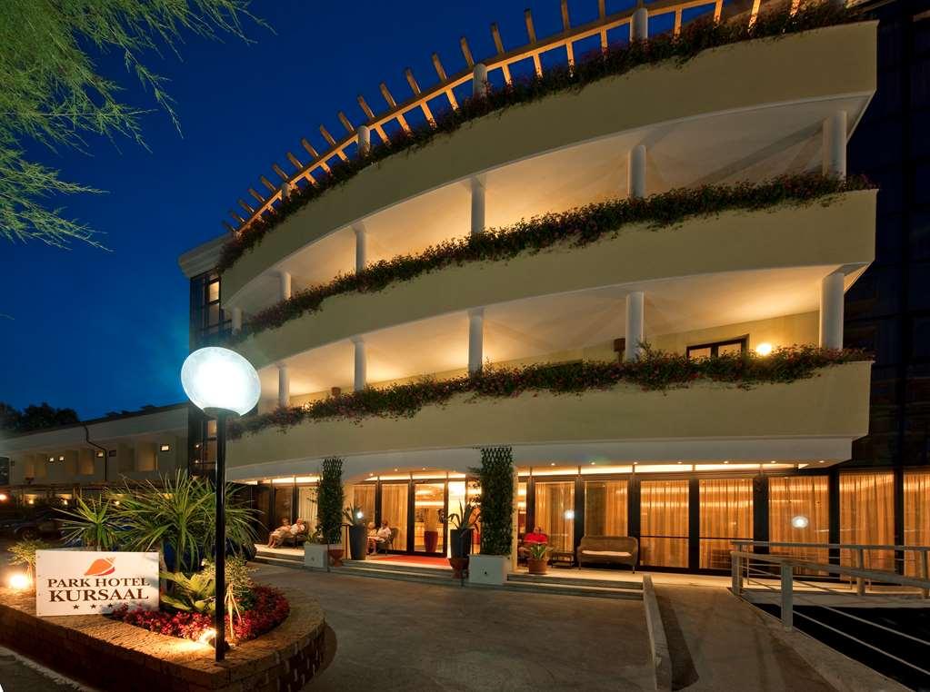 Park Hotel Kursaal Misano Adriatico Dış mekan fotoğraf